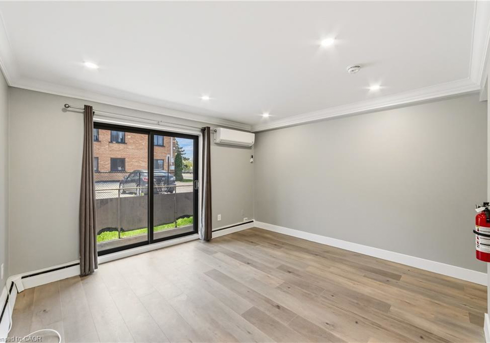 700-lawrence-road-hamilton-ontario-40828795