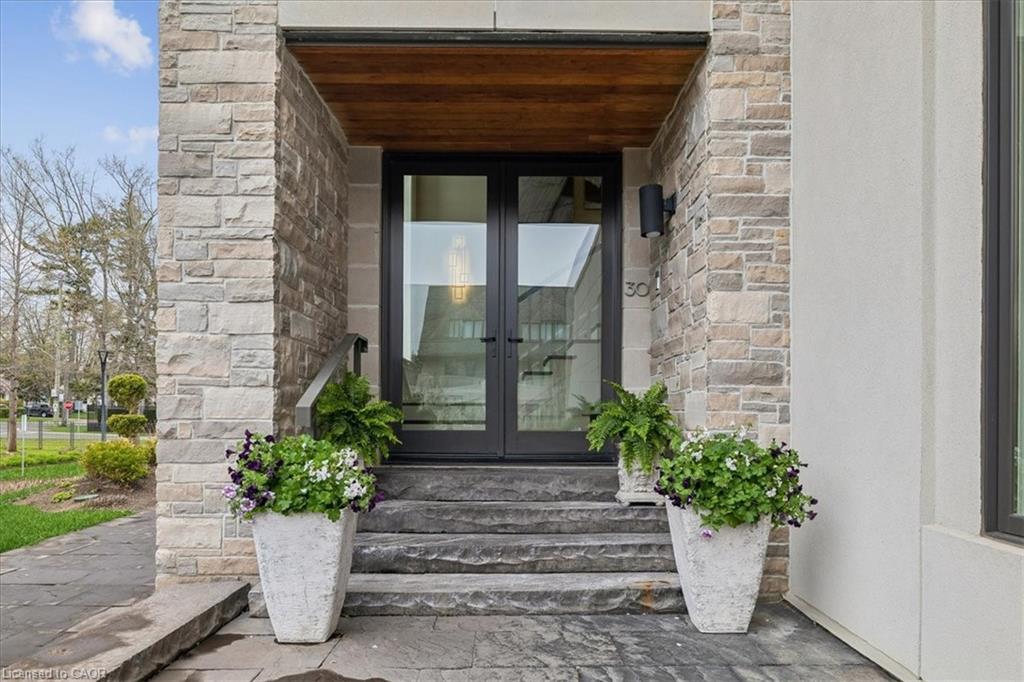 10-maple-grove-drive-oakville-ontario-40828828