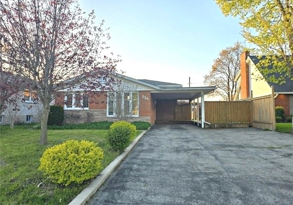 834-westminster-drive-s-cambridge-ontario-40828829