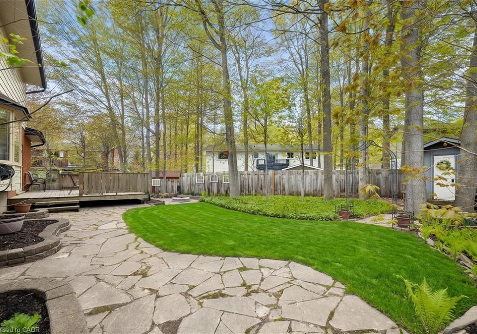 29-nightingale-crescent-elmira-ontario-40828851