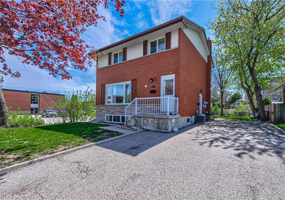 37-gottscheer-court-kitchener-ontario-40828878