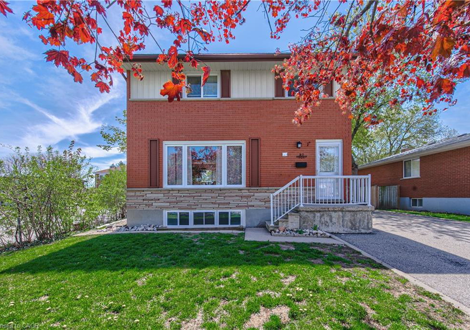 37-gottscheer-court-kitchener-ontario-40828878