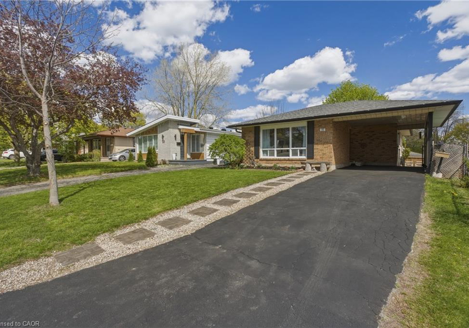 19-greendale-crescent-kitchener-ontario-40828884