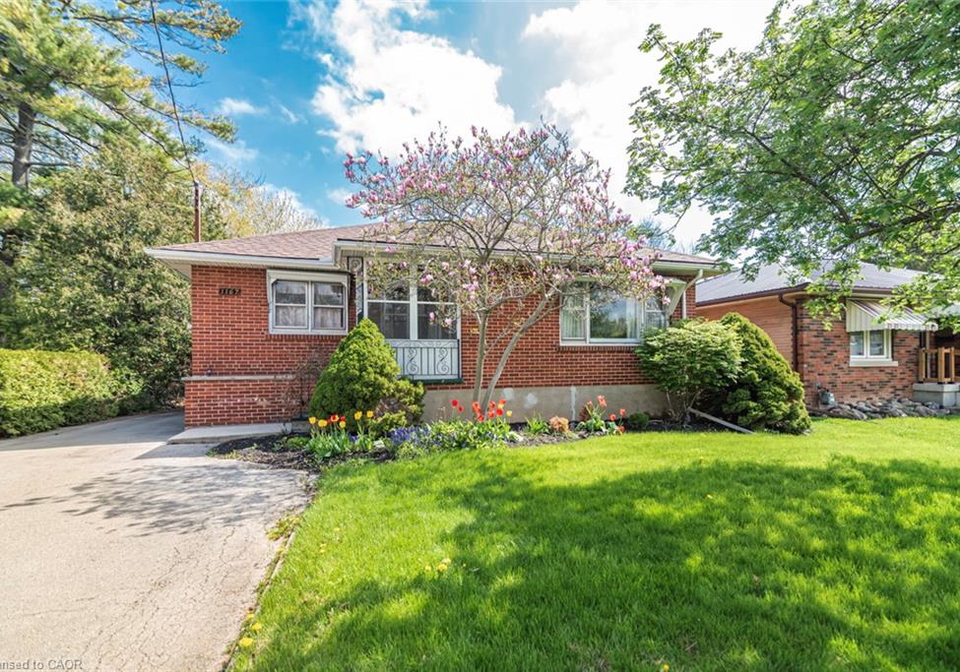 1167-fisher-avenue-burlington-ontario-40828888