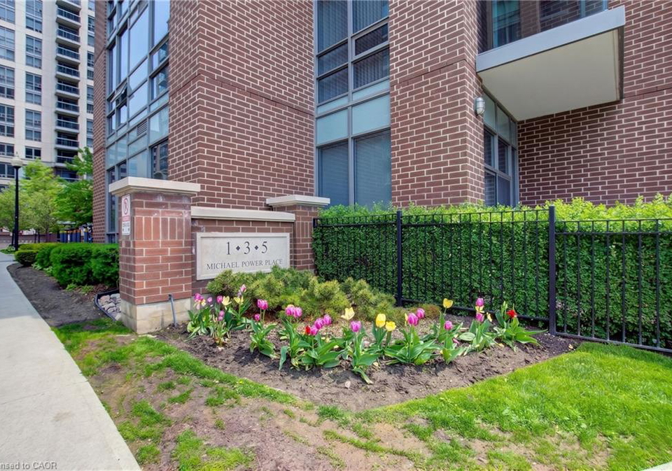 3-michael-power-place-etobicoke-ontario-40828895