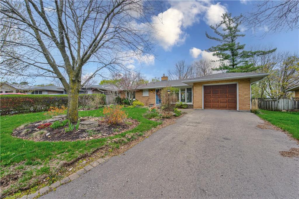 74-leaside-place-waterloo-ontario-40828896