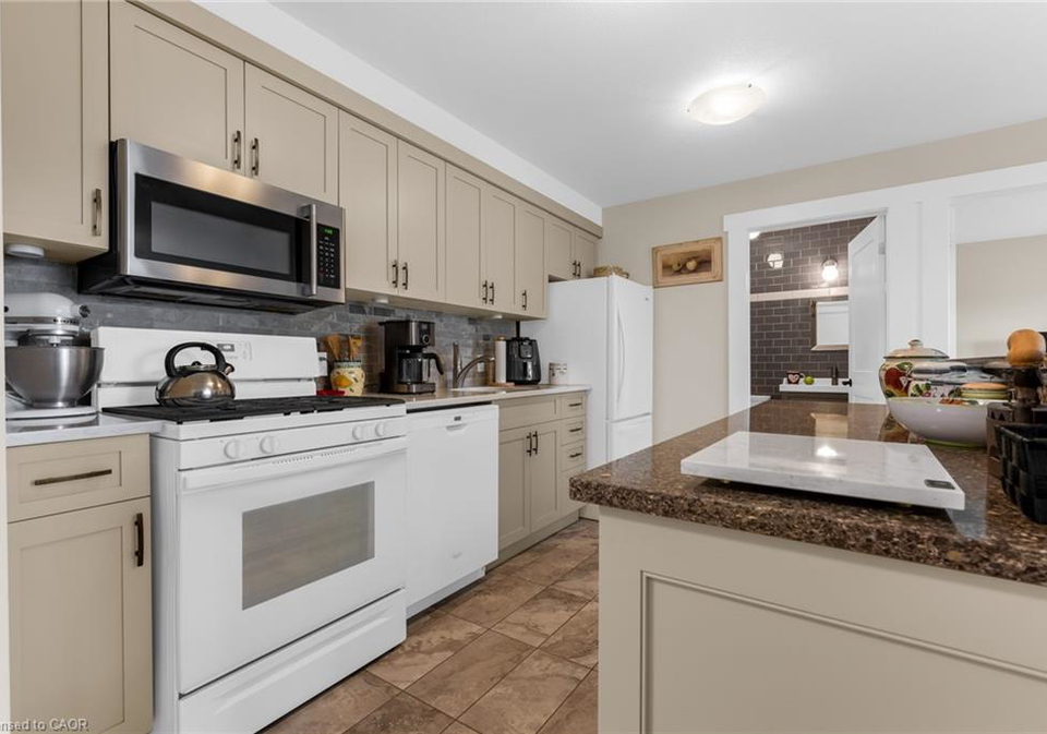 111-smits-cove-smithville-ontario-40828902