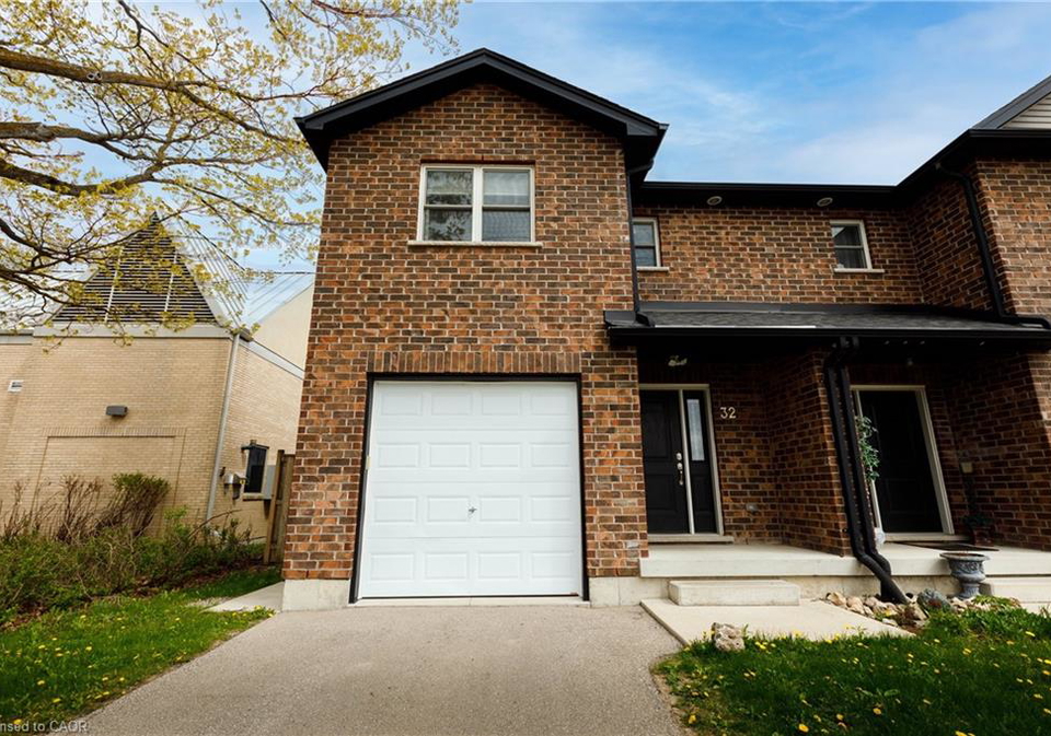 32-frederick-street-stratford-ontario-40828911