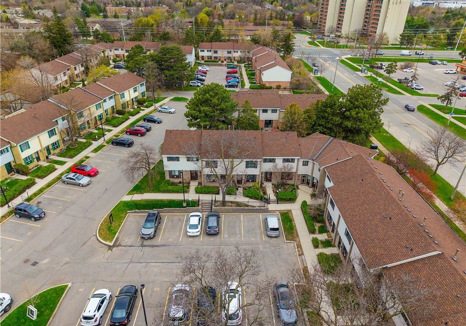 2779-gananoque-drive-mississauga-ontario-40828933