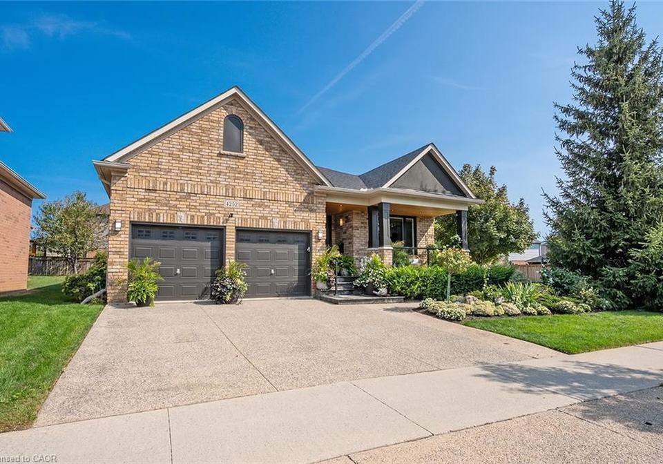 4252-sarazen-drive-burlington-ontario-40828947