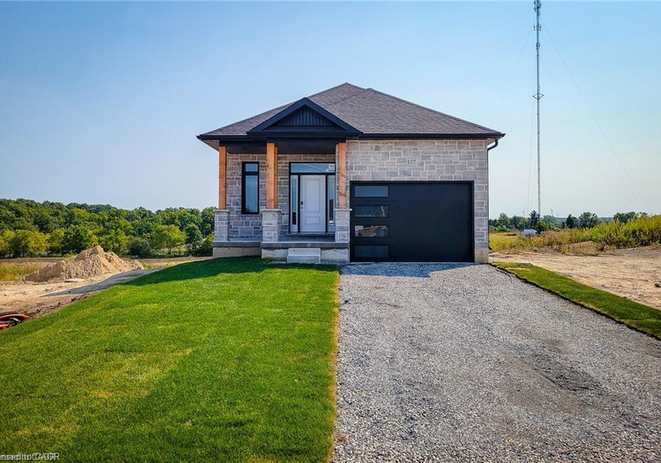 137-pike-creek-drive-cayuga-ontario-40828961