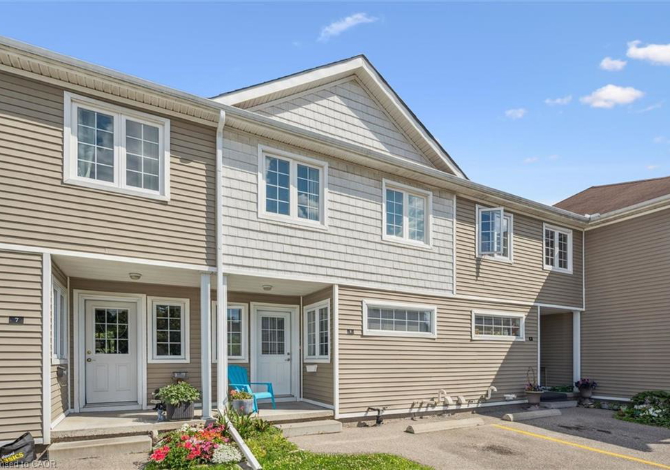 23-howe-drive-kitchener-ontario-40828989