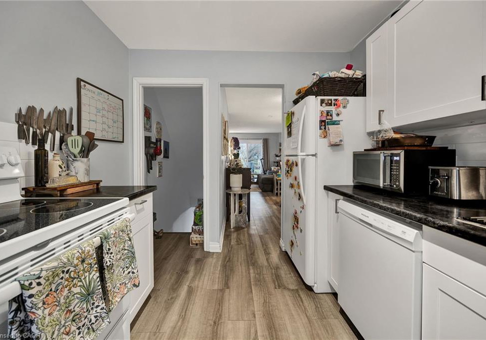 655-albert-street-waterloo-ontario-40829013