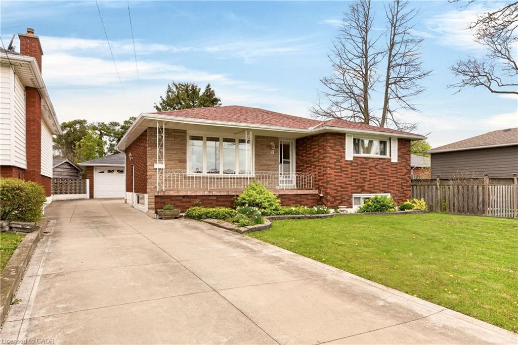 8-lorraine-drive-hamilton-ontario-40829055
