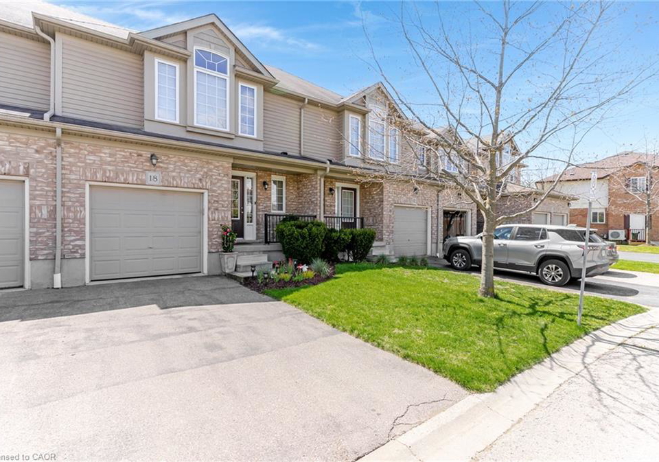 555-chablis-drive-waterloo-ontario-40829056