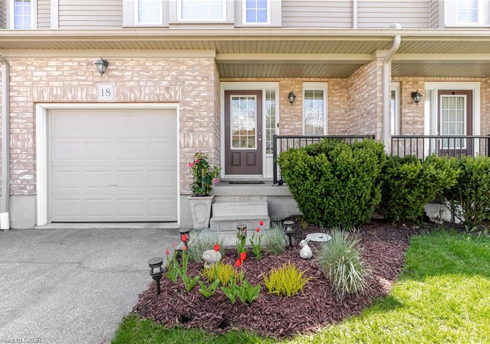 555-chablis-drive-waterloo-ontario-40829056
