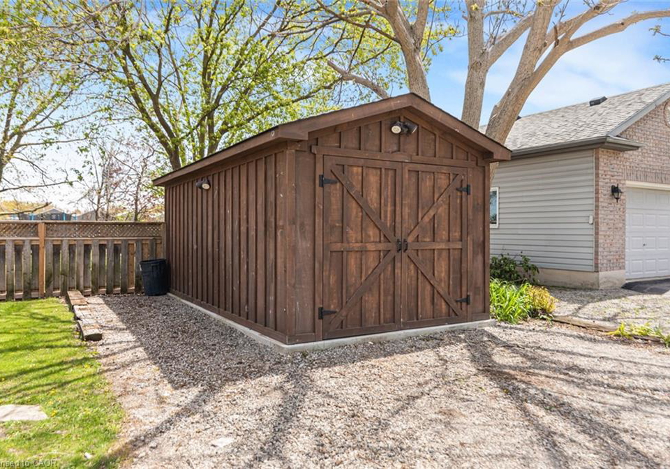 699-tamarac-street-dunnville-ontario-40829065