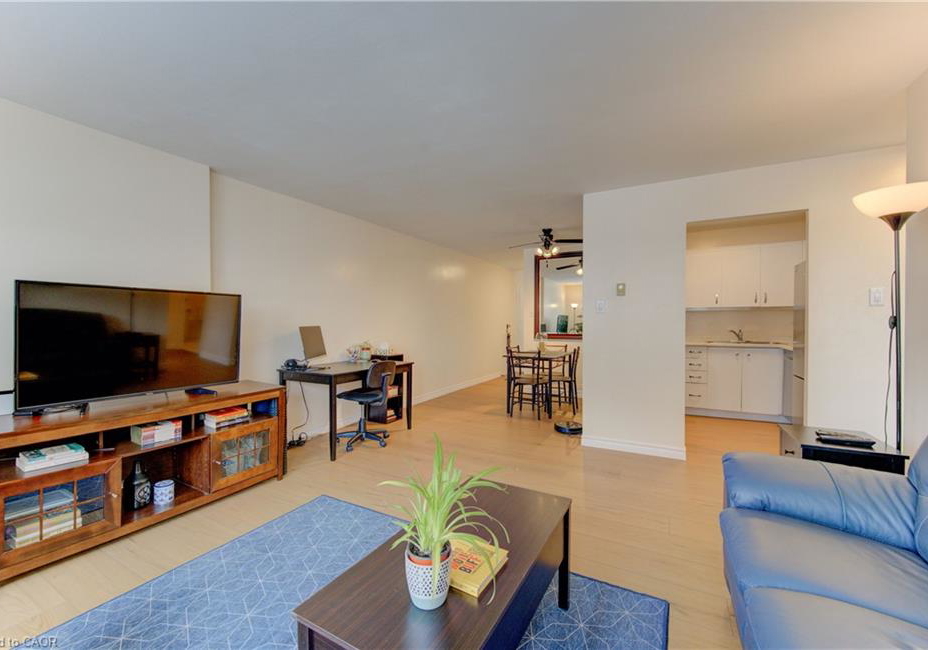 65-highland-crescent-kitchener-ontario-40829071