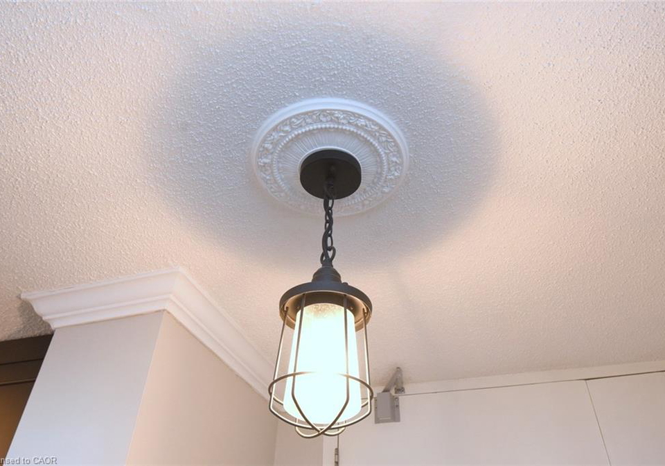 222-jackson-street-w-hamilton-ontario-40829087