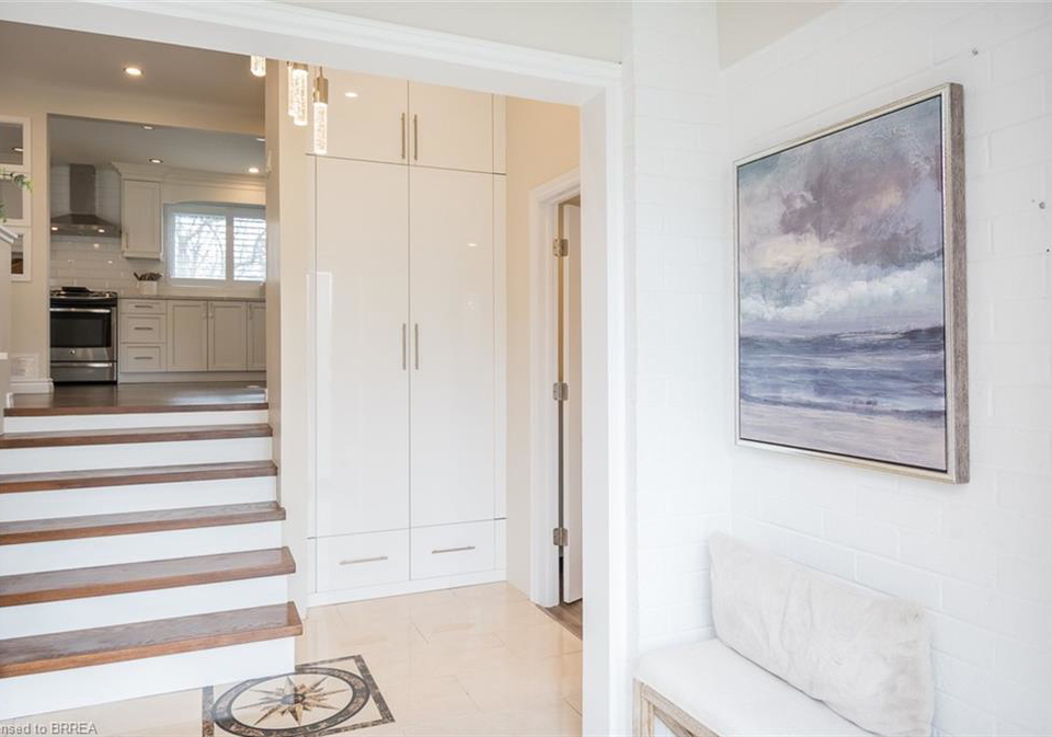 536-nelson-court-milton-ontario-40829115