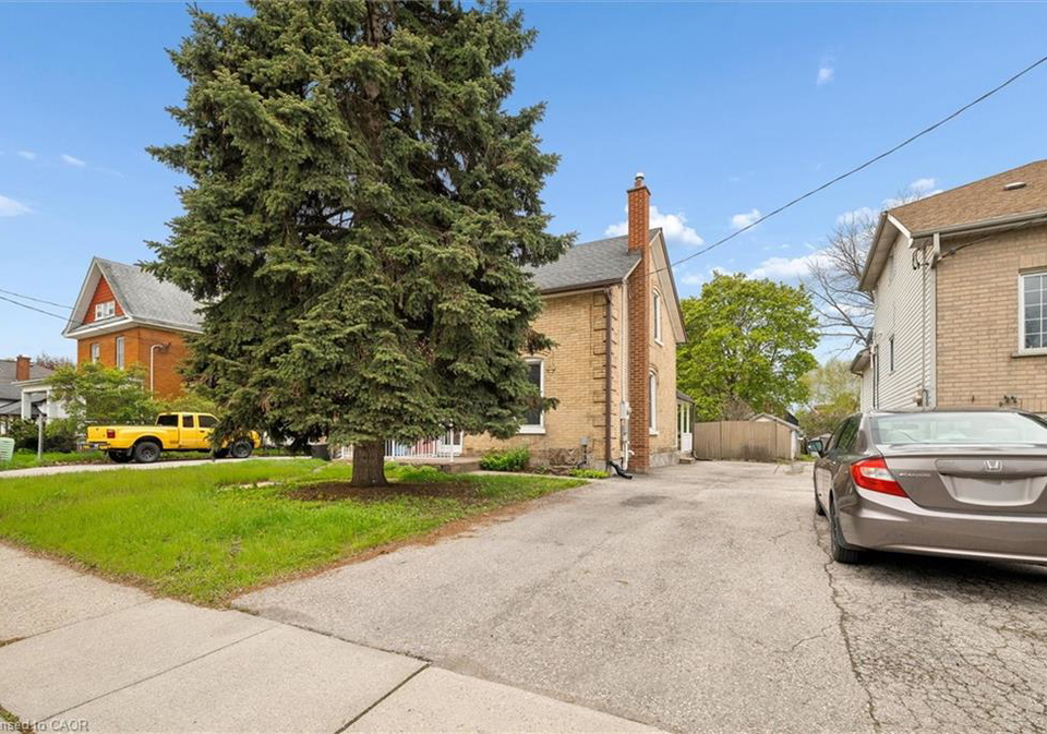 30-hopeton-street-cambridge-ontario-40829128