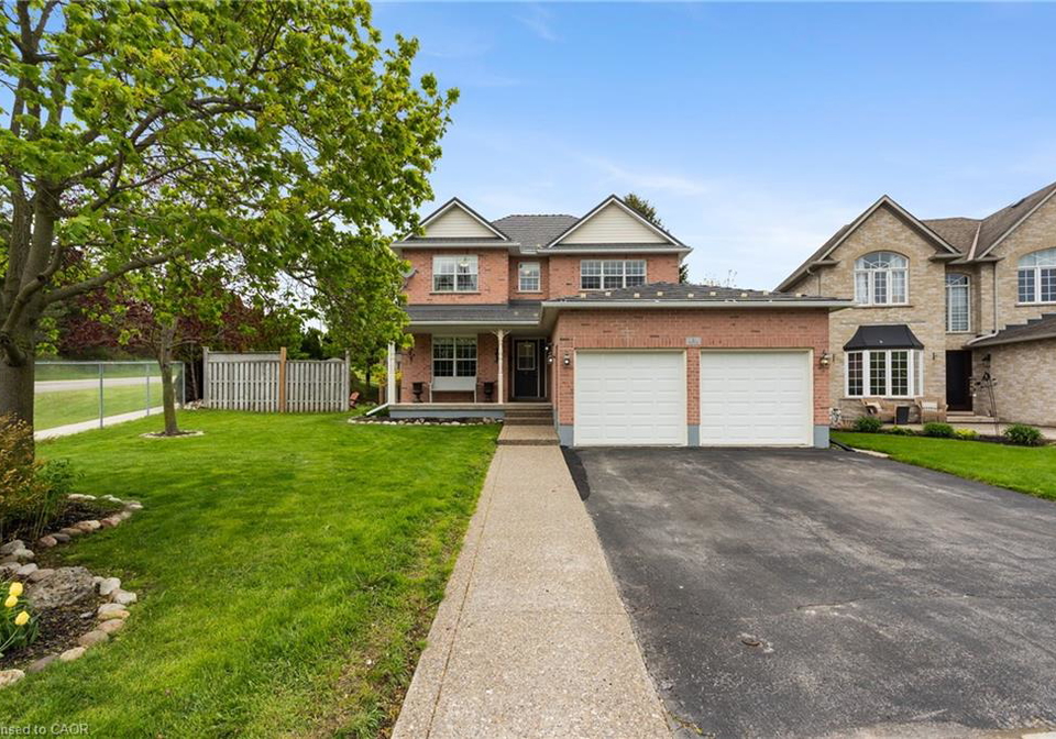 1-hilltop-drive-ayr-ontario-40829144