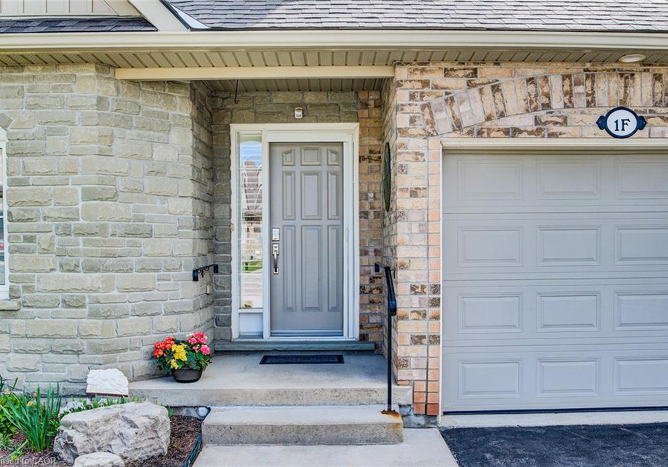 350-doon-valley-drive-kitchener-ontario-40829150