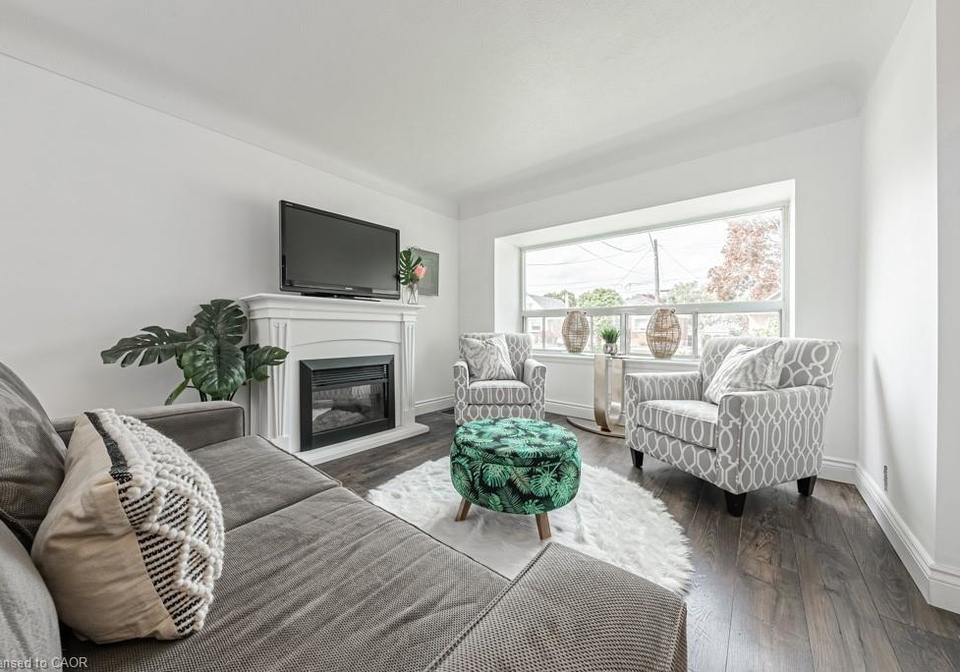 42-sharon-avenue-hamilton-ontario-40829163