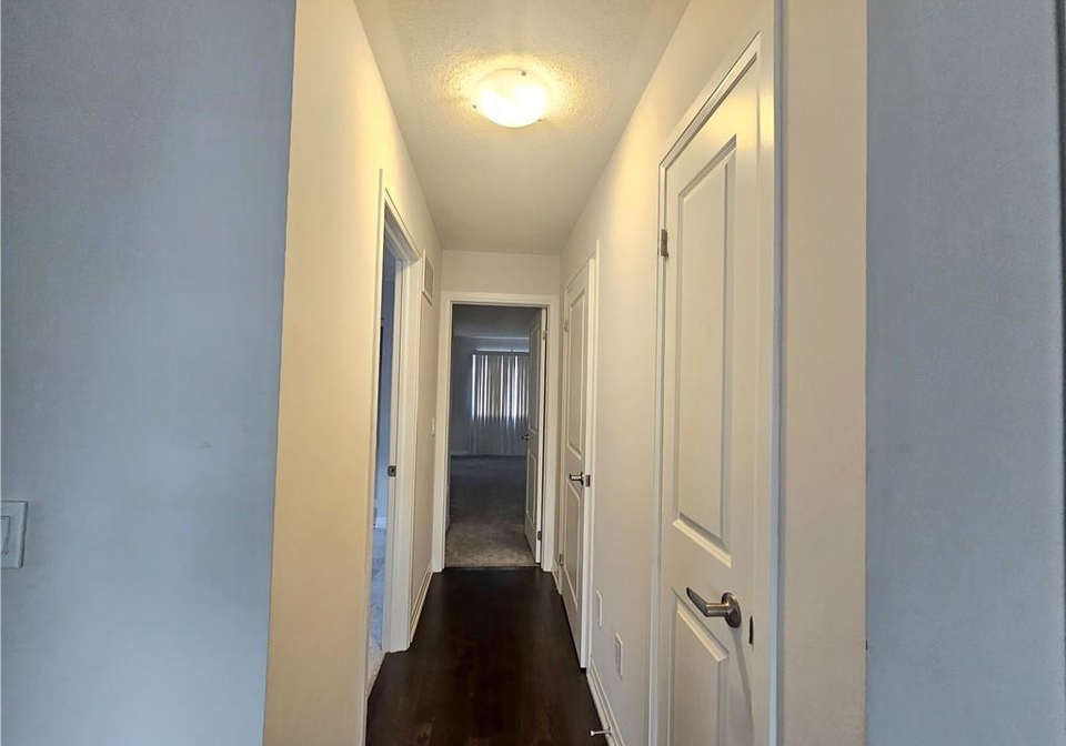 109-freedom-crescent-hamilton-ontario-40829164