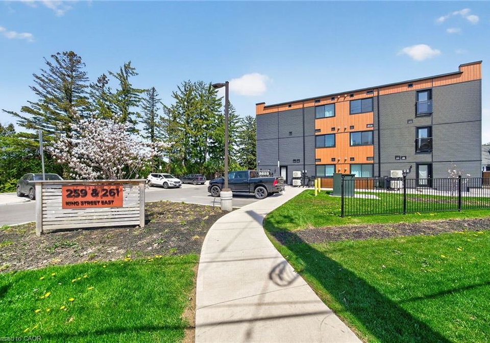 259-king-street-e-stoney-creek-ontario-40829165