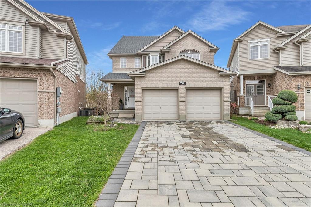 956-banffshire-court-kitchener-ontario-40829173