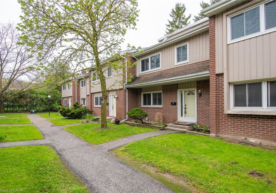 121-university-avenue-e-waterloo-ontario-40829181
