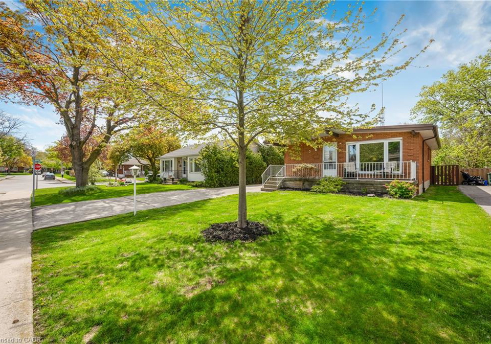 3-tanager-court-hamilton-ontario-40829202