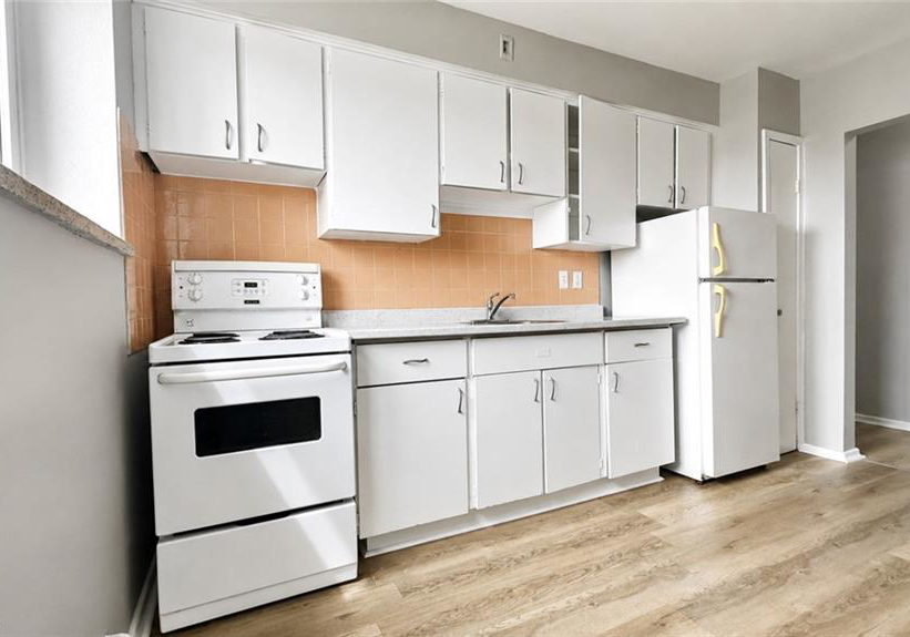 12-westmount-road-w-kitchener-ontario-40829212