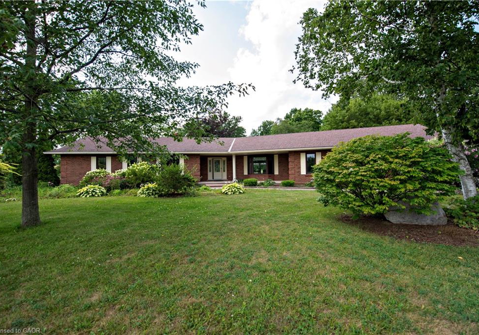 1857-hopewell-creek-road-breslau-ontario-40829215