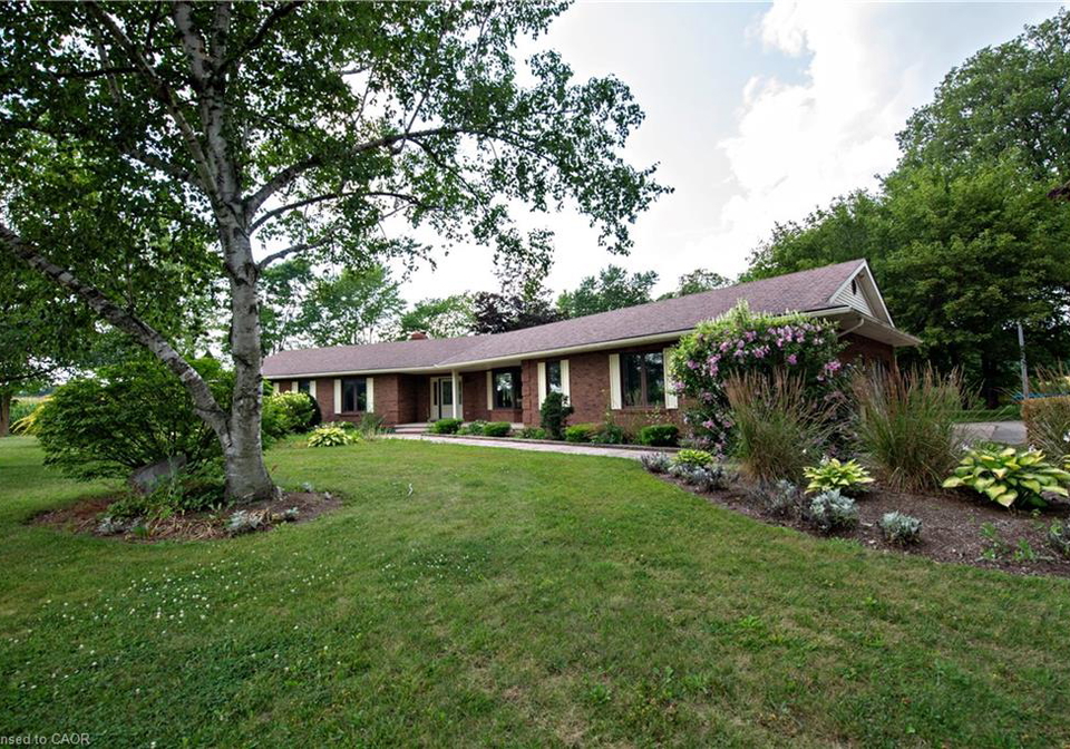 1857-hopewell-creek-road-breslau-ontario-40829215