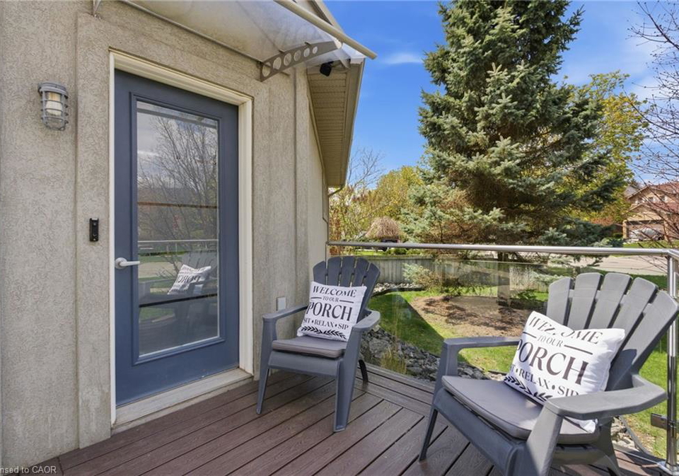 10-rockhaven-lane-waterdown-ontario-40829235