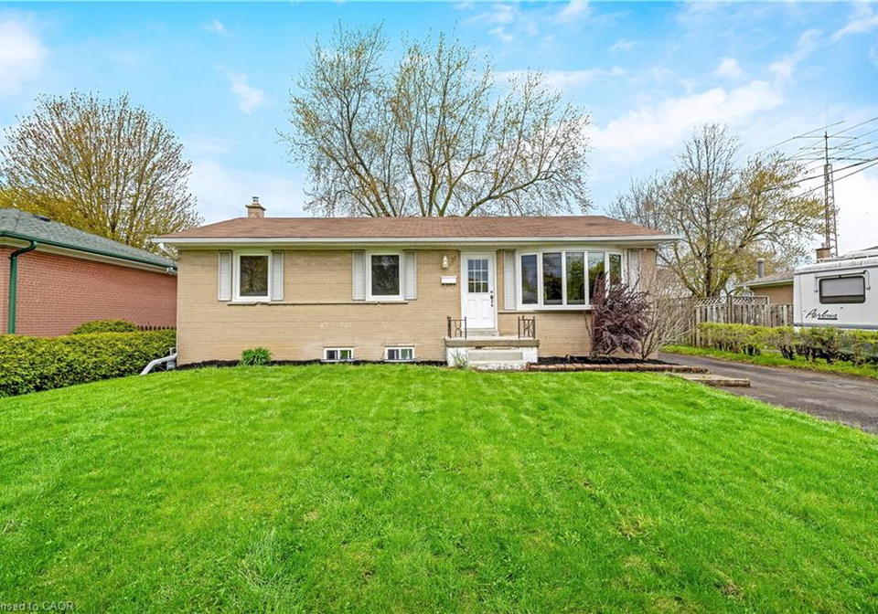39-mcgilvray-crescent-georgetown-ontario-40829248
