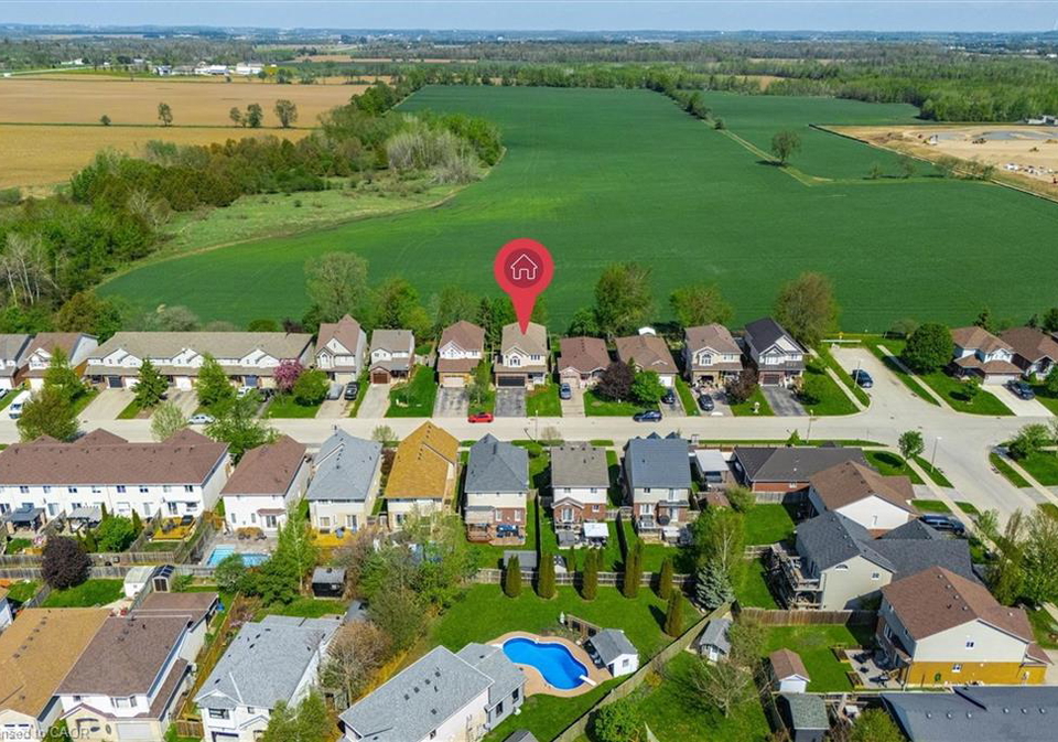124-gibbons-drive-fergus-ontario-40829296