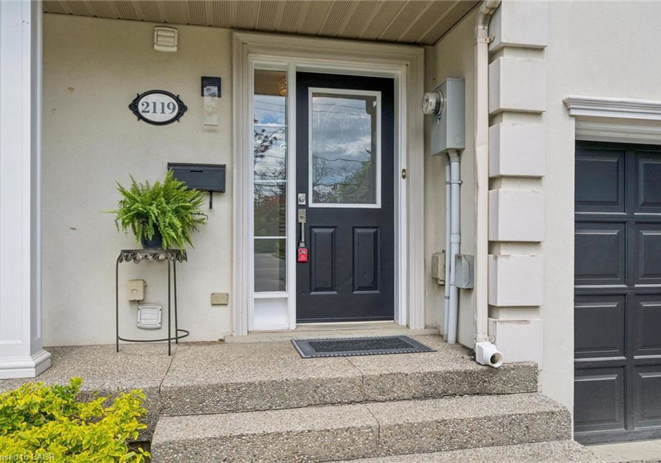 2119-ghent-avenue-burlington-ontario-40829299