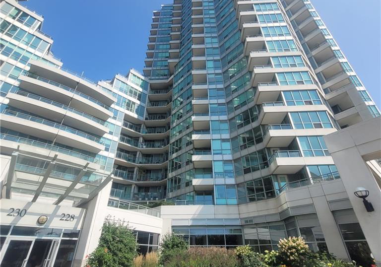 228-queens-quay-w-toronto-ontario-40829324