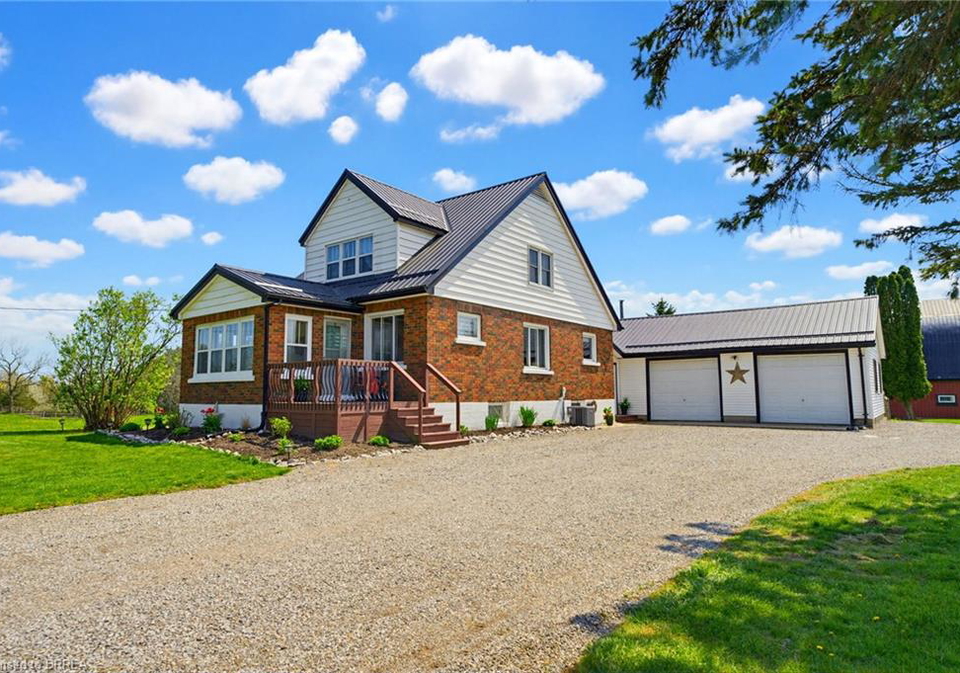 84-norfolk-county-road-57-simcoe-ontario-40829369