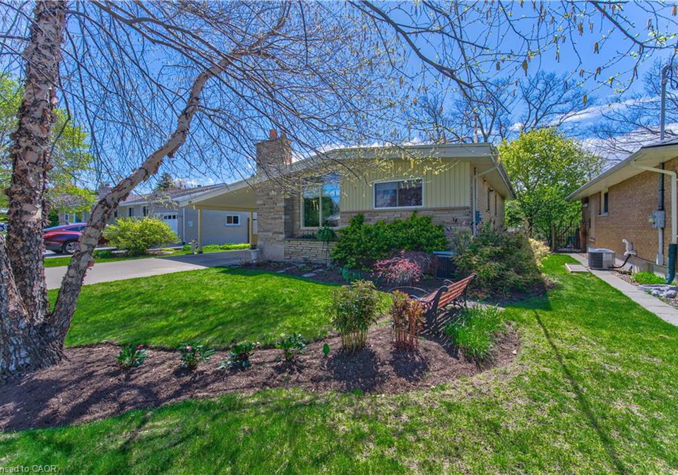 119-trafalgar-avenue-kitchener-ontario-40829374