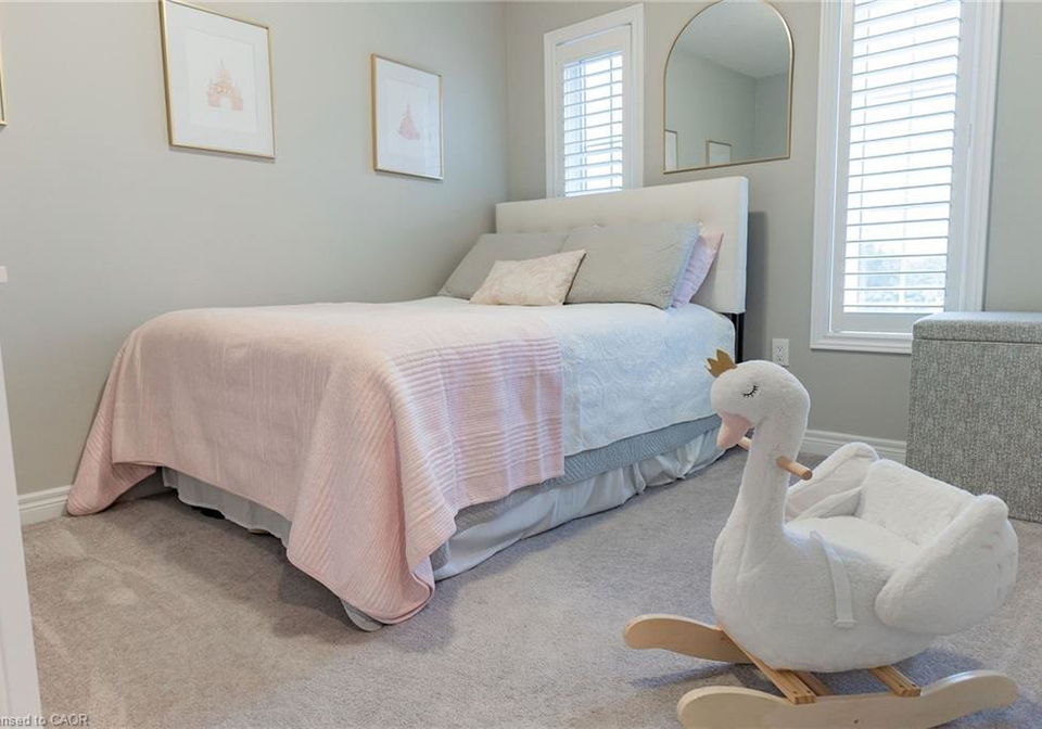 4-garlent-avenue-ancaster-ontario-40829389