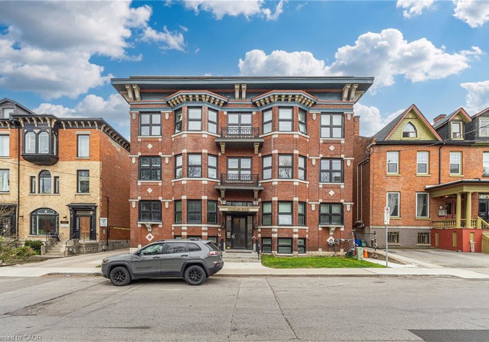 27-bold-street-hamilton-ontario-40829396