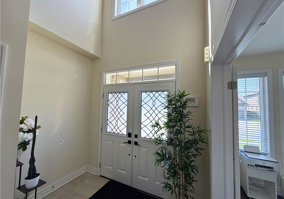 9462-tallgrass-avenue-niagara-falls-ontario-40829413