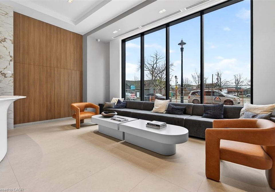 2075-lakeshore-road-burlington-ontario-40829435
