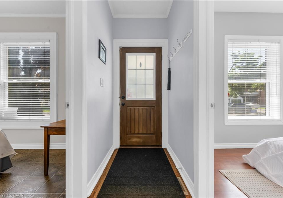 110-oak-street-brantford-ontario-40829442