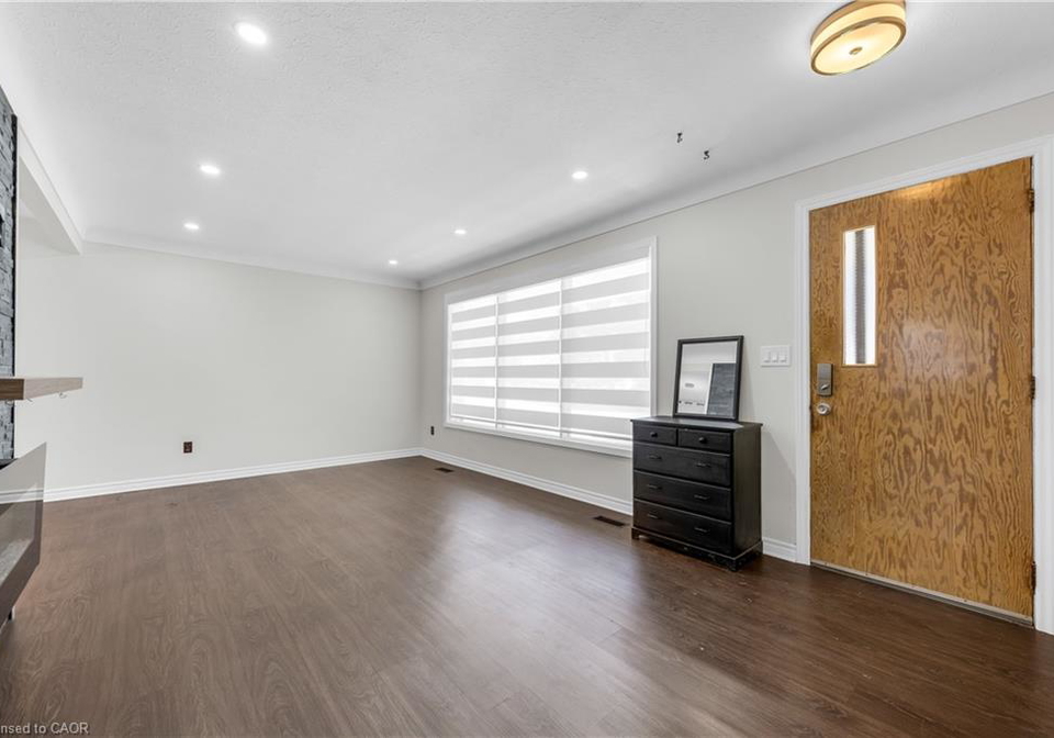 5-armour-drive-welland-ontario-40829494