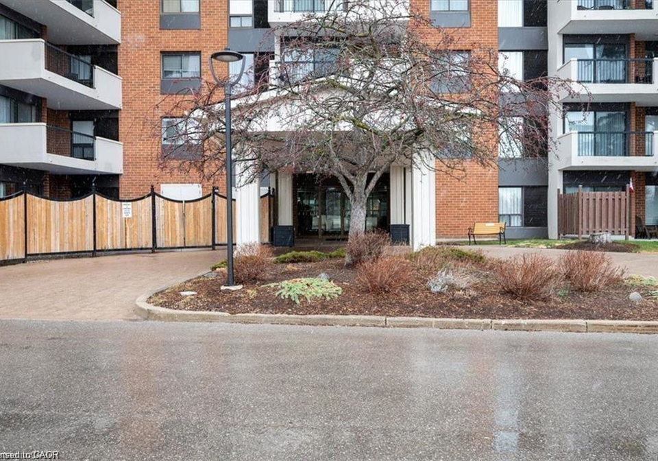 260-sheldon-avenue-kitchener-ontario-40829498